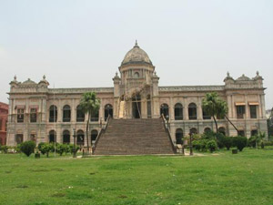 dhaka_the_pink_palace